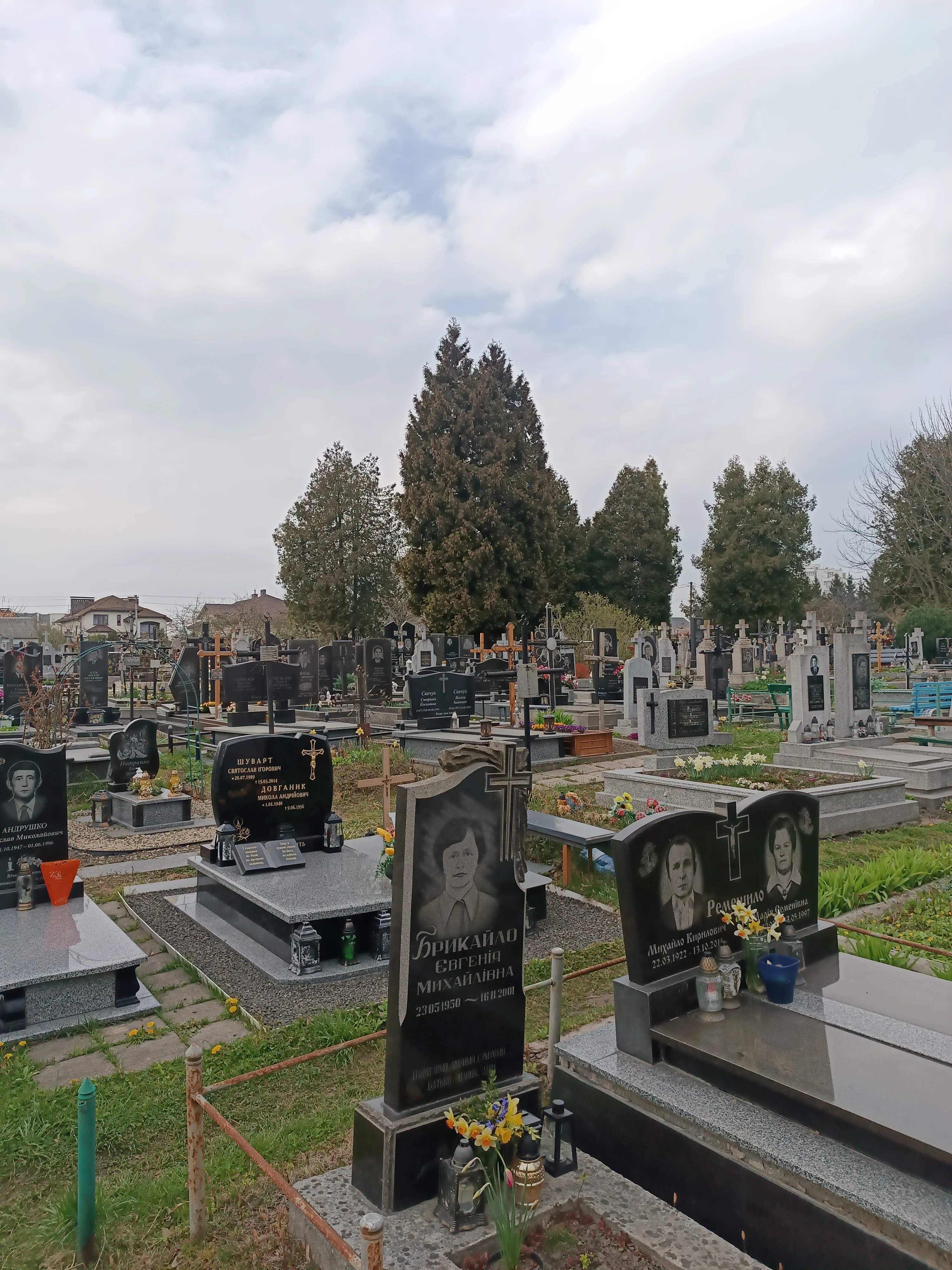 Старе Сихівське кладовище