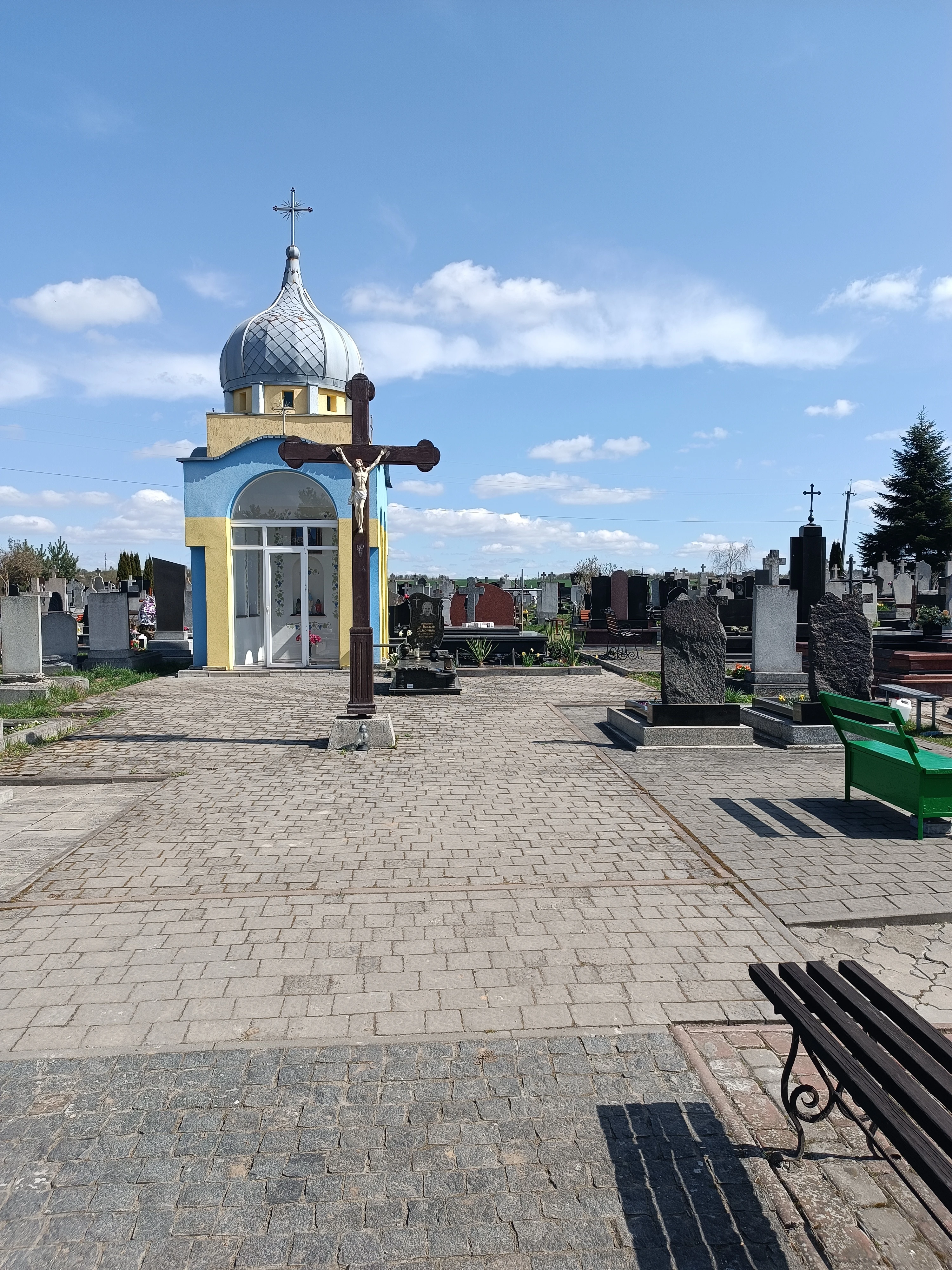 Наварійський цвинтар