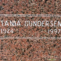 Tania Gundersen