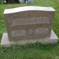Nikola Piotrowski