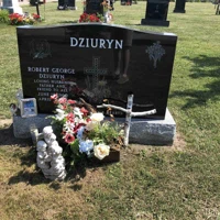Robert Dziuryn