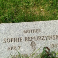 Sophie Repurzynski