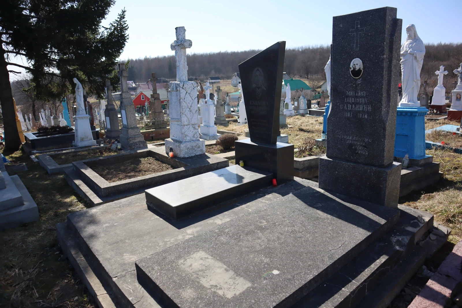 Memorial image