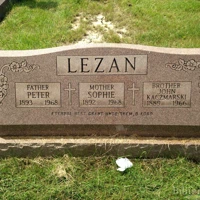 Peter Lezan