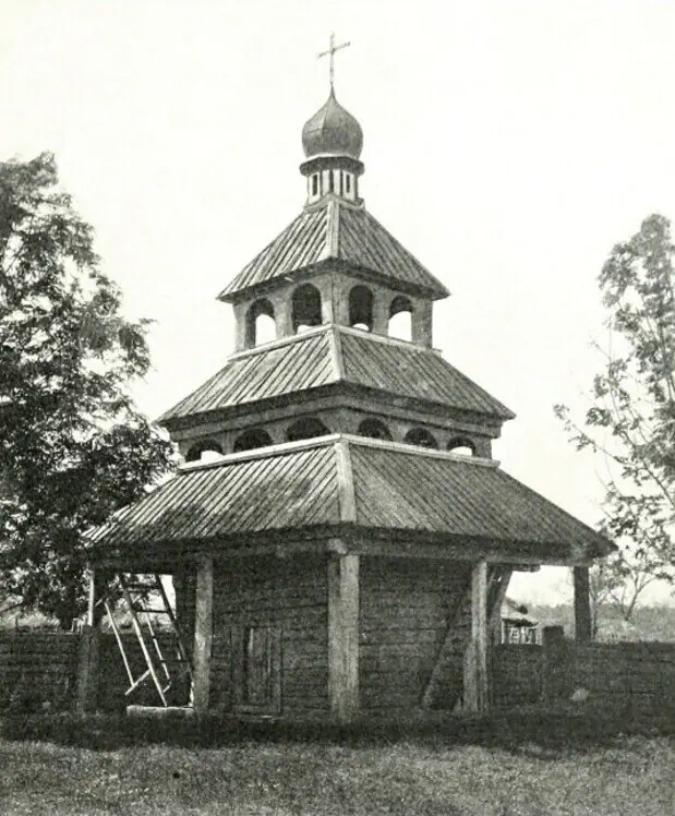 Церква Різдва Пресвятої Богородиці, с.Ладижичі. 1900/1941. с.Ладижичі, Вишгородський район, Київська область, Україна