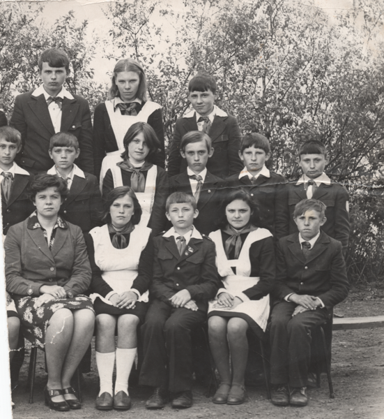 С. Біловоди. Однокласники